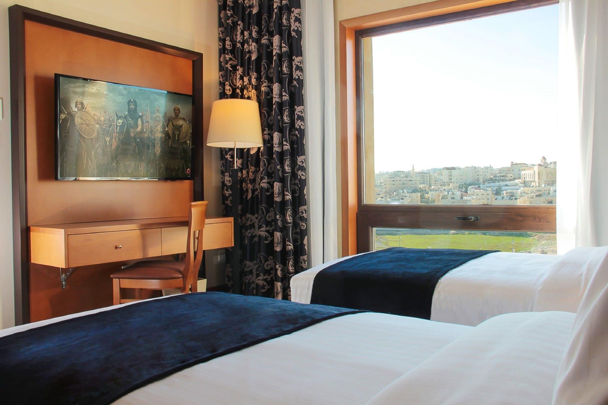 Thousand Nights Hotel Amman Exterior photo A room at the hotel