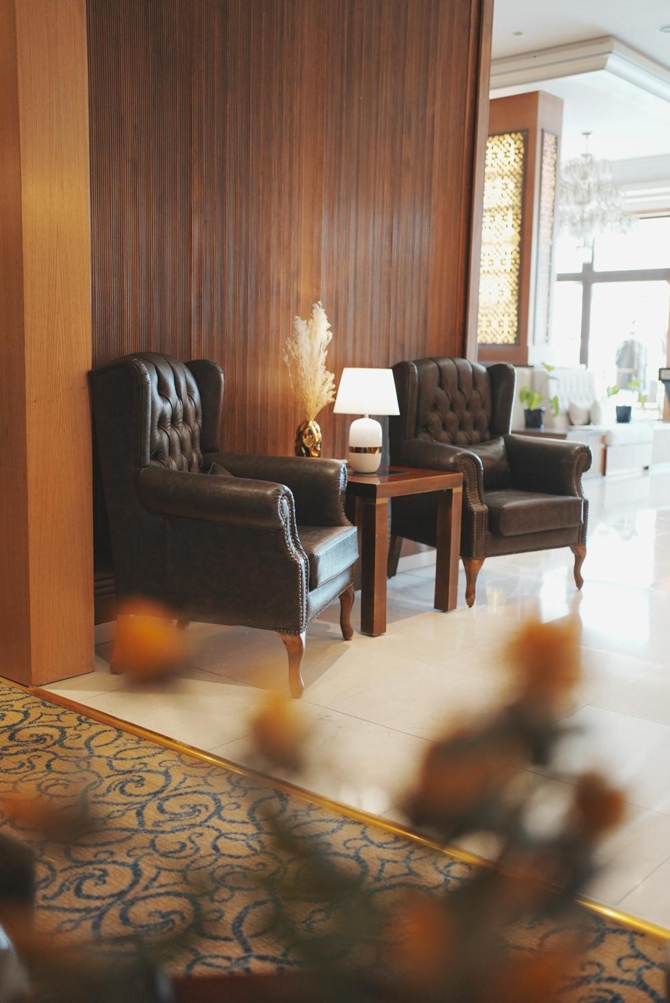 Thousand Nights Hotel Amman Exterior photo Interior of the hotel