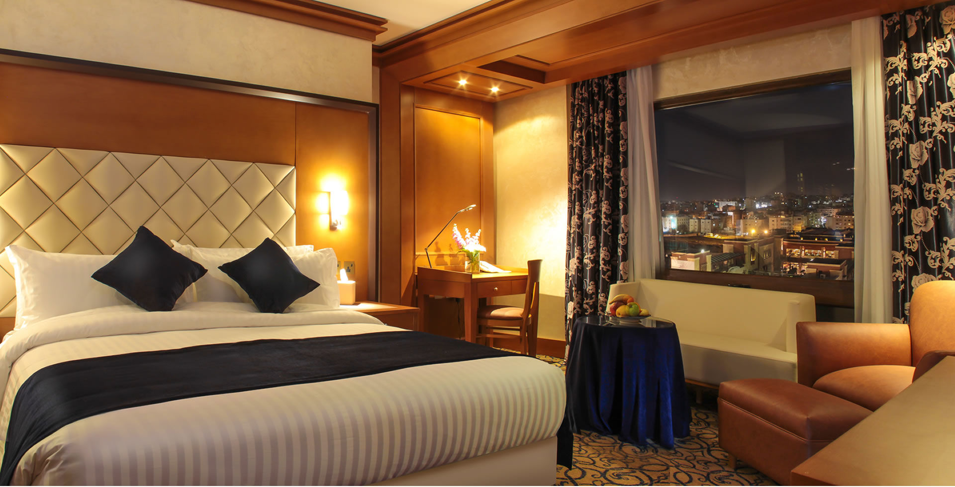 Thousand Nights Hotel Amman Exterior photo Executive Suite